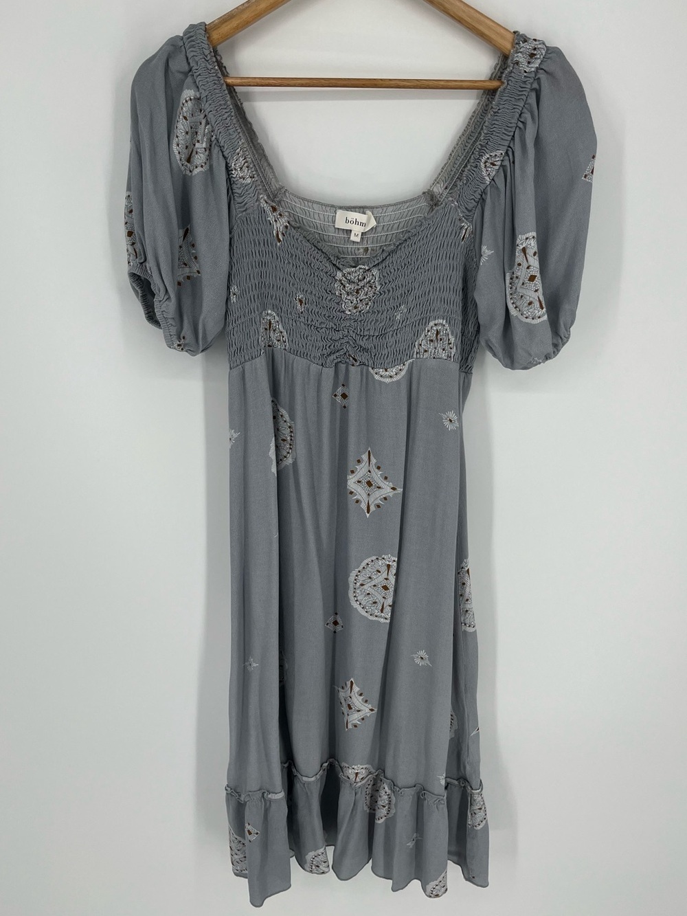 Böhm Smocked Ruffled Maxi Dress Women’s Size Medium in Gray - EUC!